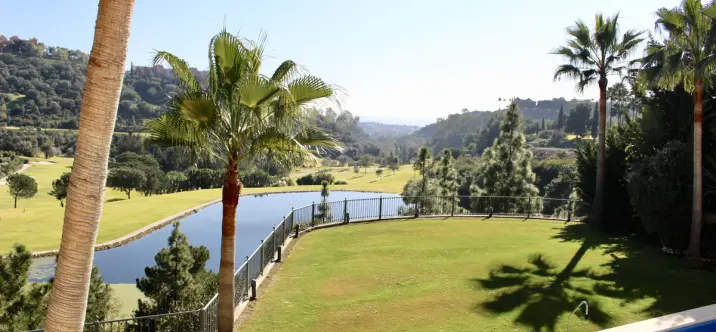 Detached villa R3878467 0