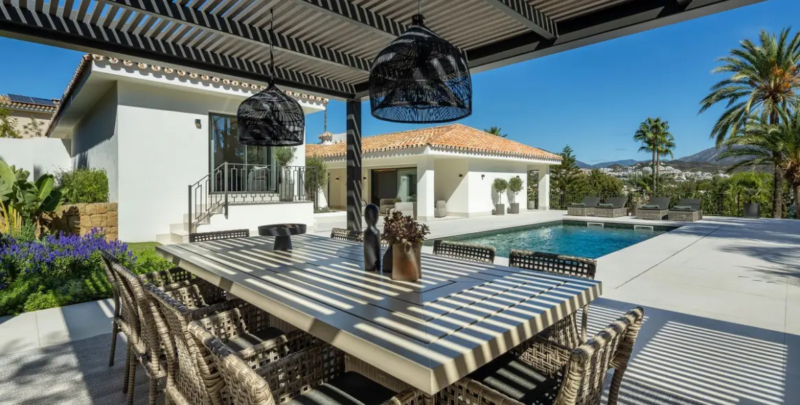 Sale of detached villa in Nueva Andalucía (district Nueva Andalucía) 3