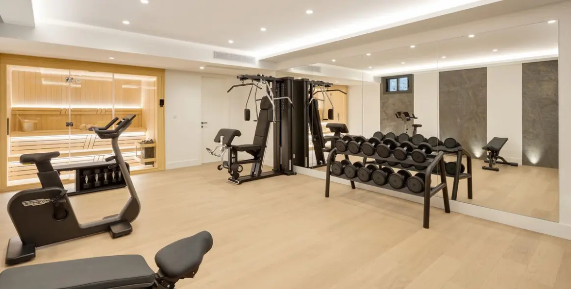 Продажа  отдельно стоящей виллы в Nueva Andalucía 17