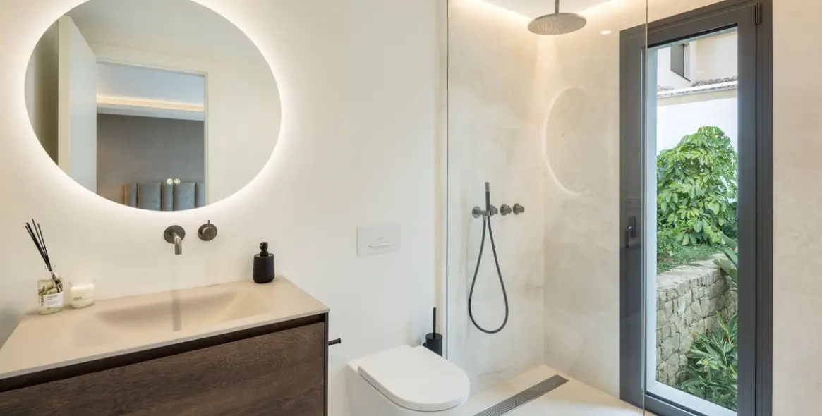 Продажа  отдельно стоящей виллы в Nueva Andalucía 12