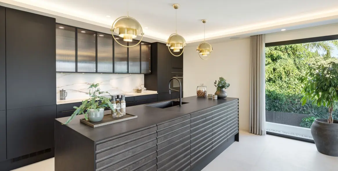 Продажа  отдельно стоящей виллы в Nueva Andalucía 35