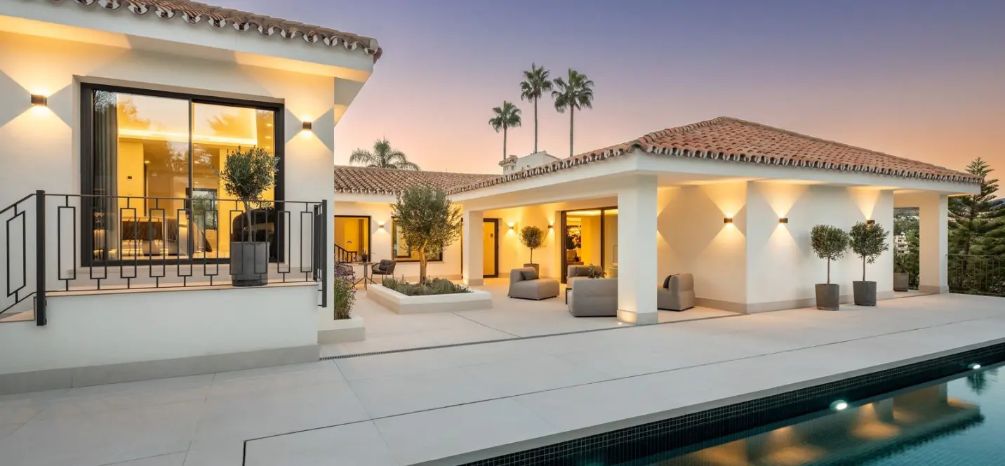 Sale of detached villa in Nueva Andalucía 0