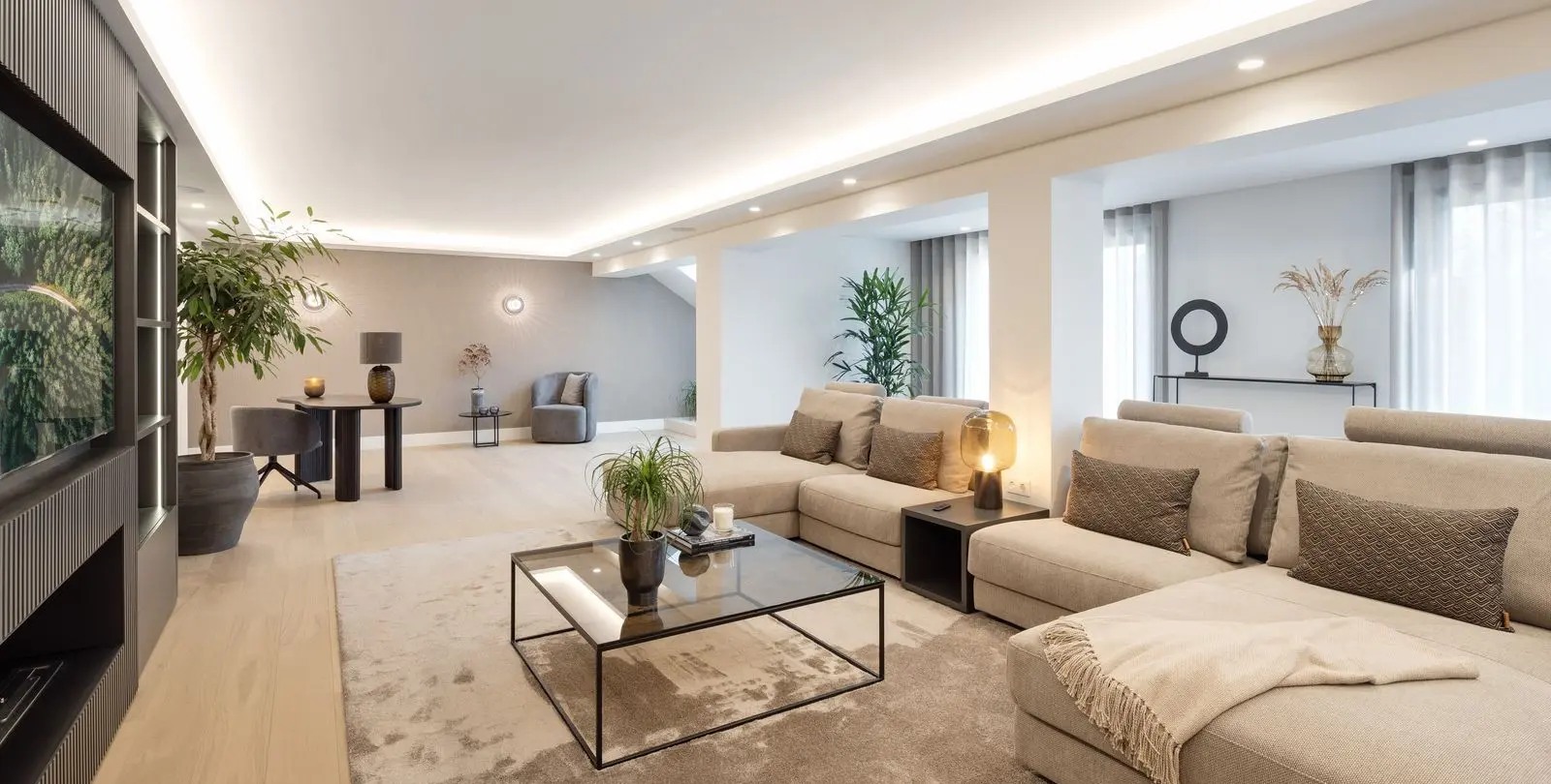 Venta de villa independiente en Nueva Andalucía 24