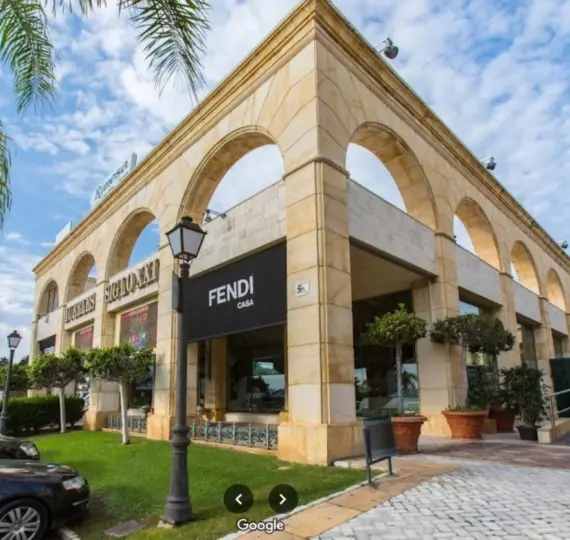 Продажа коммерческого помещения в Puerto Banús
