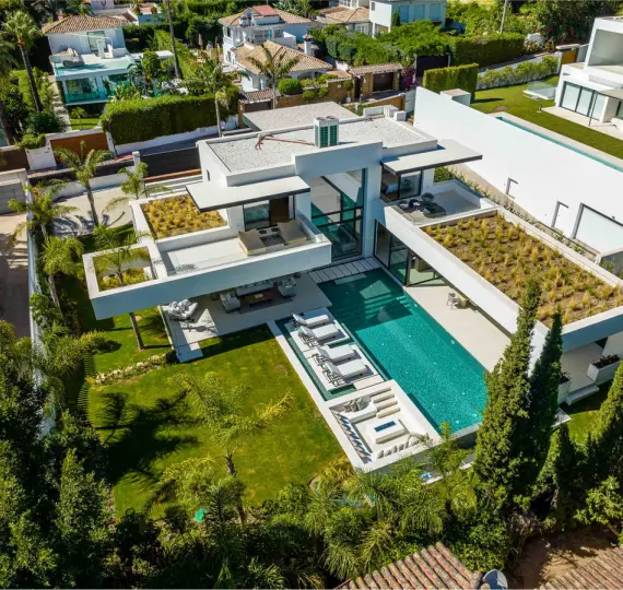 Detached villa R4975150