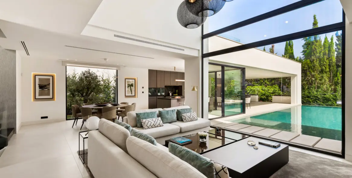 Sale of detached villa in Nueva Andalucía (district Nueva Andalucía) 6