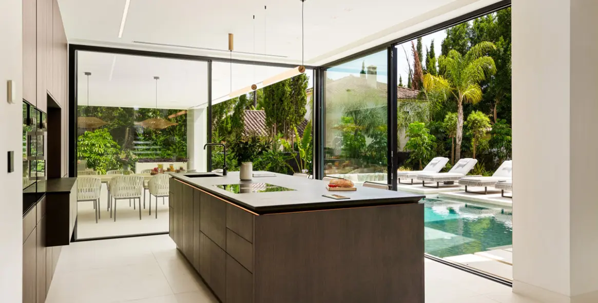 Sale of detached villa in Nueva Andalucía (district Nueva Andalucía) 7