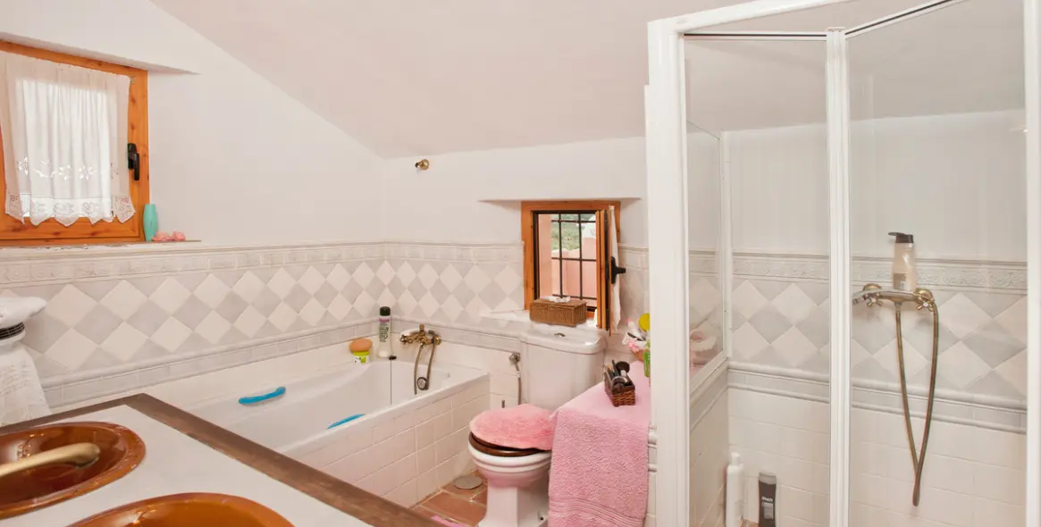 Sale of finca - cortijo in Archidona 11