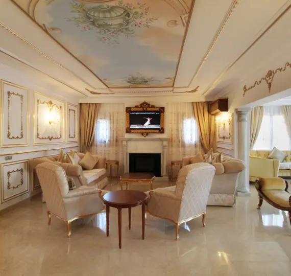 Sale of detached villa in Guadalmina Baja