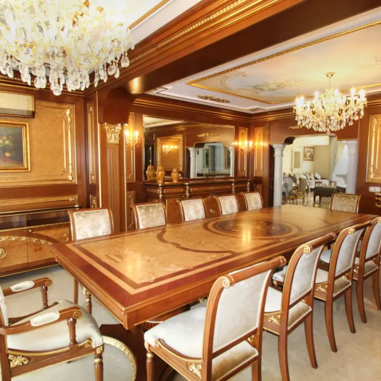 Sale of detached villa in Guadalmina Baja