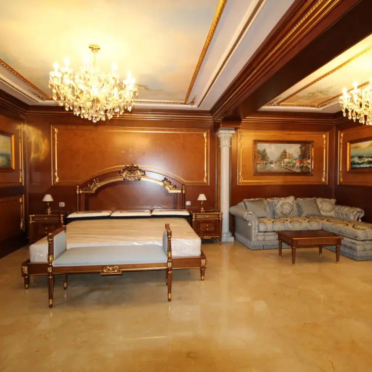 Sale of detached villa in Guadalmina Baja