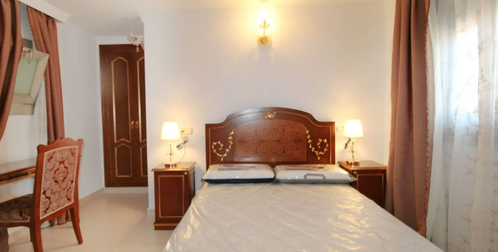 Venta de villa independiente en Guadalmina Baja 18