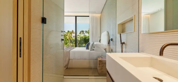 Detached villa R5210266 1