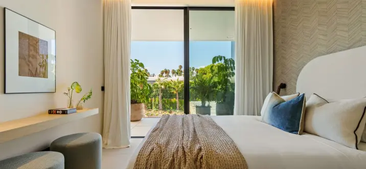 Detached villa R5210266 2