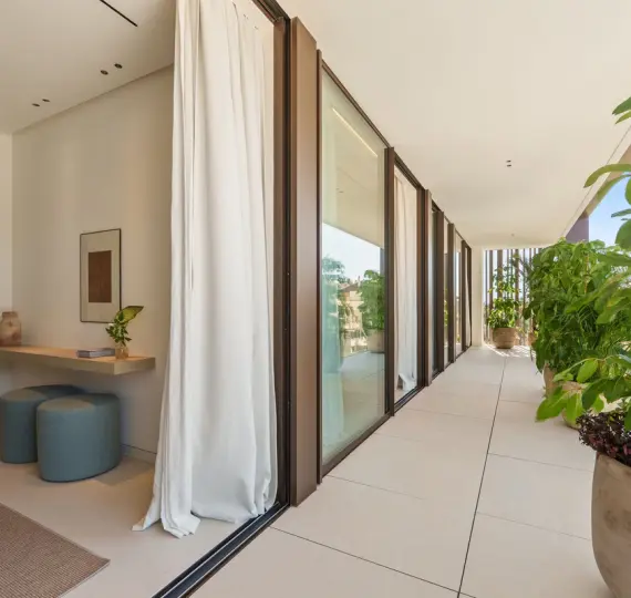 Detached villa R5210266