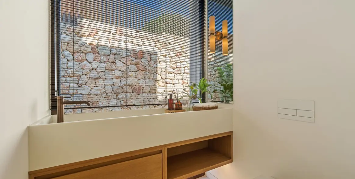 Sale of detached villa in The Golden Mile 17