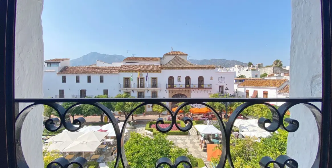 Sale of apartment complex in Marbella 4