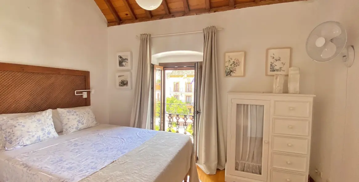 Sale of apartment complex in Marbella 12