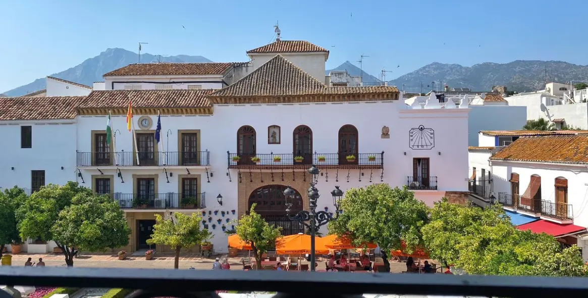 Sale of apartment complex in Marbella 14