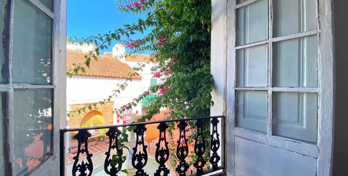 Sale of apartment complex in Marbella 23