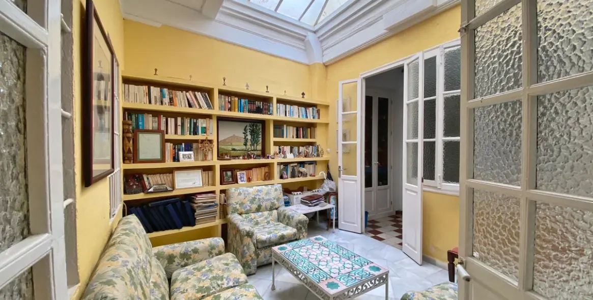 Sale of apartment complex in Marbella 30