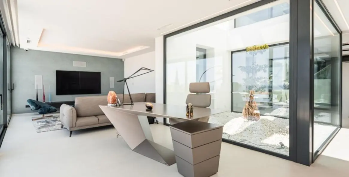 Sale of detached villa in Benahavís 5