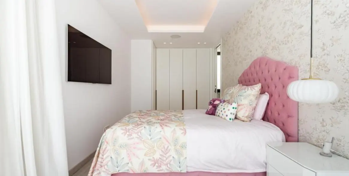 Sale of detached villa in Benahavís 19