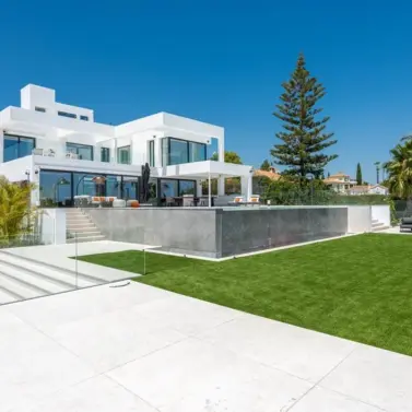 Venta de villa independiente en Benahavís