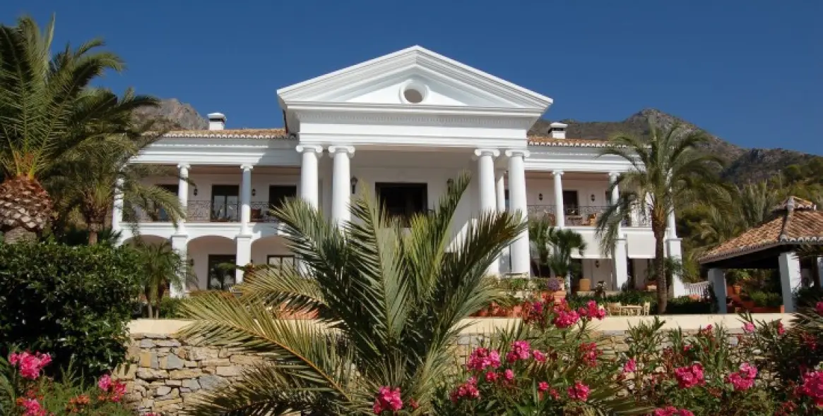 Продажа  отдельно стоящей виллы в Marbella (район Sierra Blanca) 2