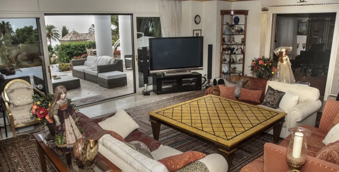 Продажа  отдельно стоящей виллы в Marbella (район Sierra Blanca) 6