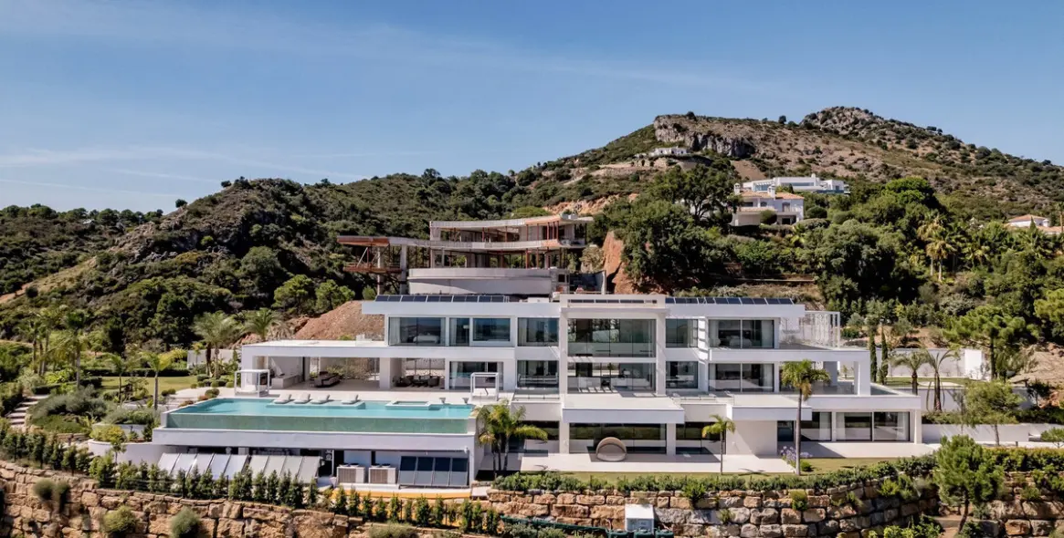 Продажа  отдельно стоящей виллы в Benahavís (район Benahavís) 10