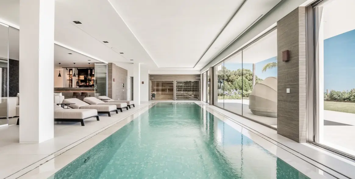 Продажа  отдельно стоящей виллы в Benahavís 17