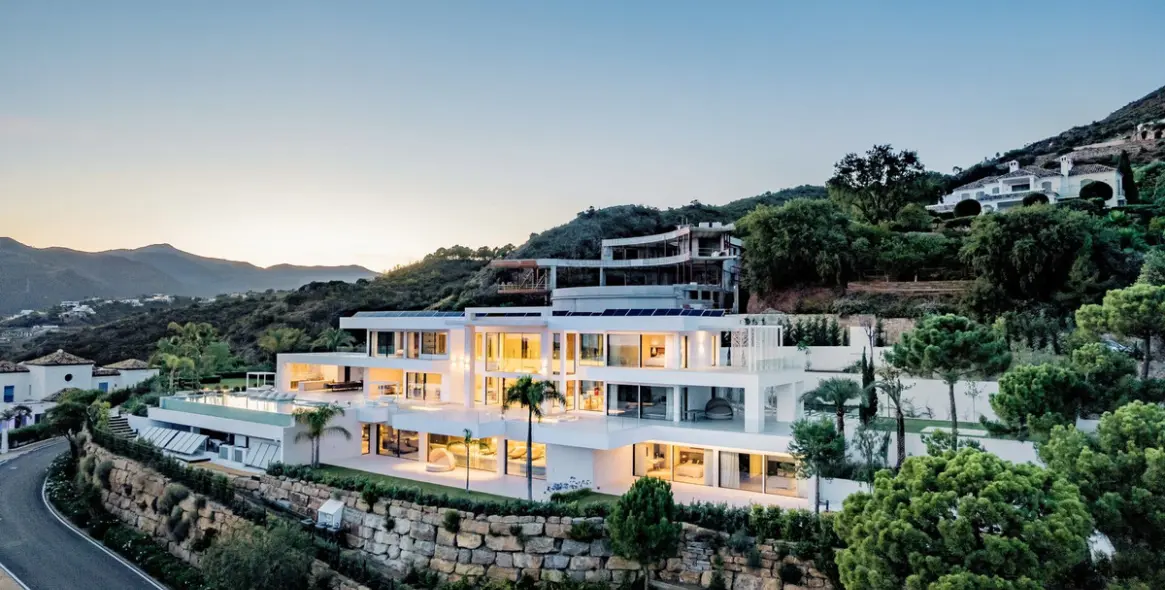 Продажа  отдельно стоящей виллы в Benahavís 34