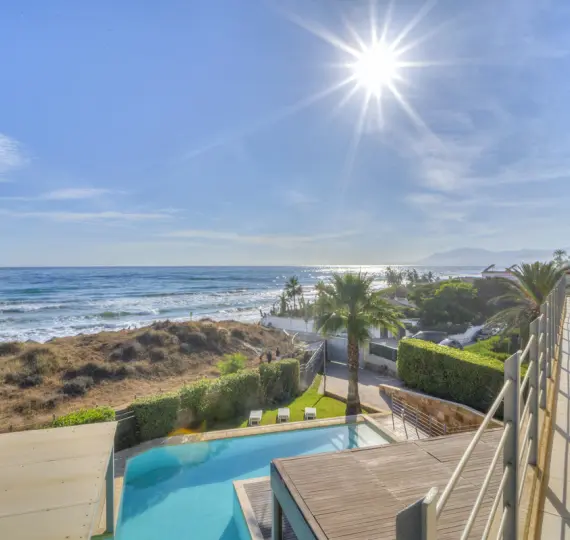 Detached villa R5200426