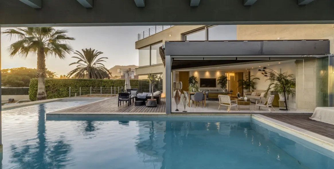 Продажа  отдельно стоящей виллы в Marbella 22