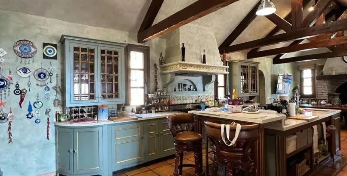 Продажа  отдельно стоящей виллы в Marbella East (район La Mairena) 10