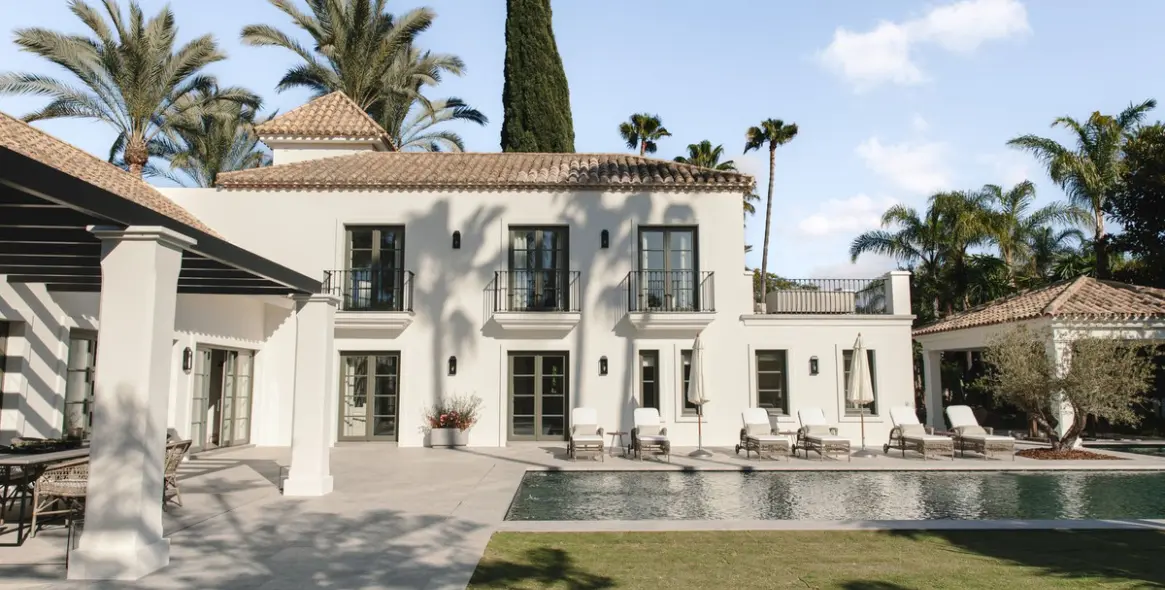 Sale of detached villa in Nueva Andalucía 2