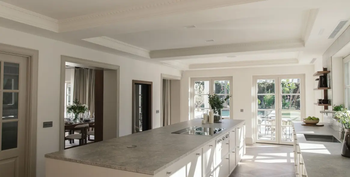 Sale of detached villa in Nueva Andalucía 70