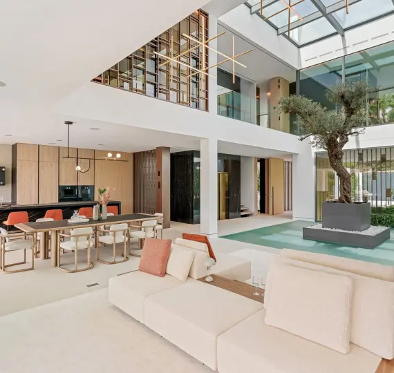 Detached villa R4306723