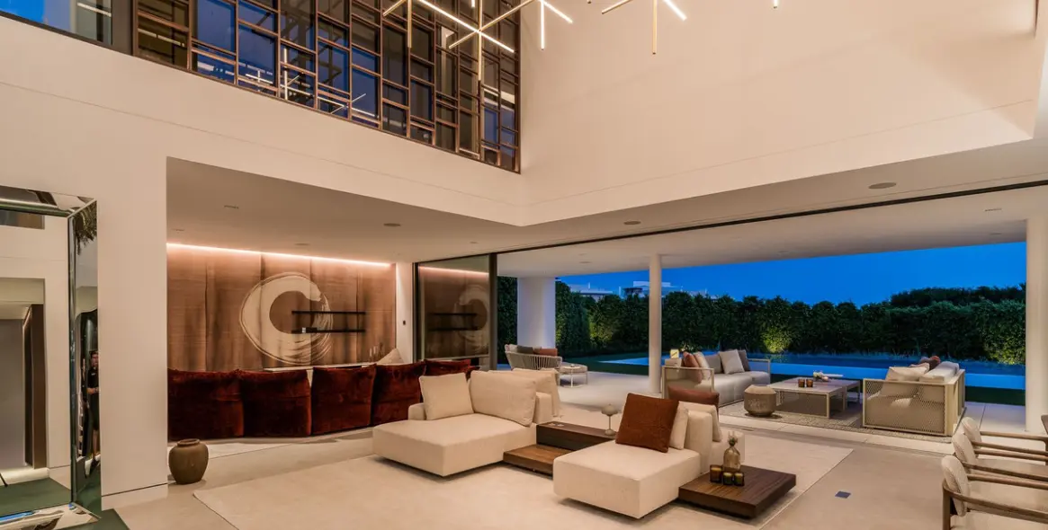 Долгосрочная аренда  отдельно стоящей виллы в The Golden Mile 15