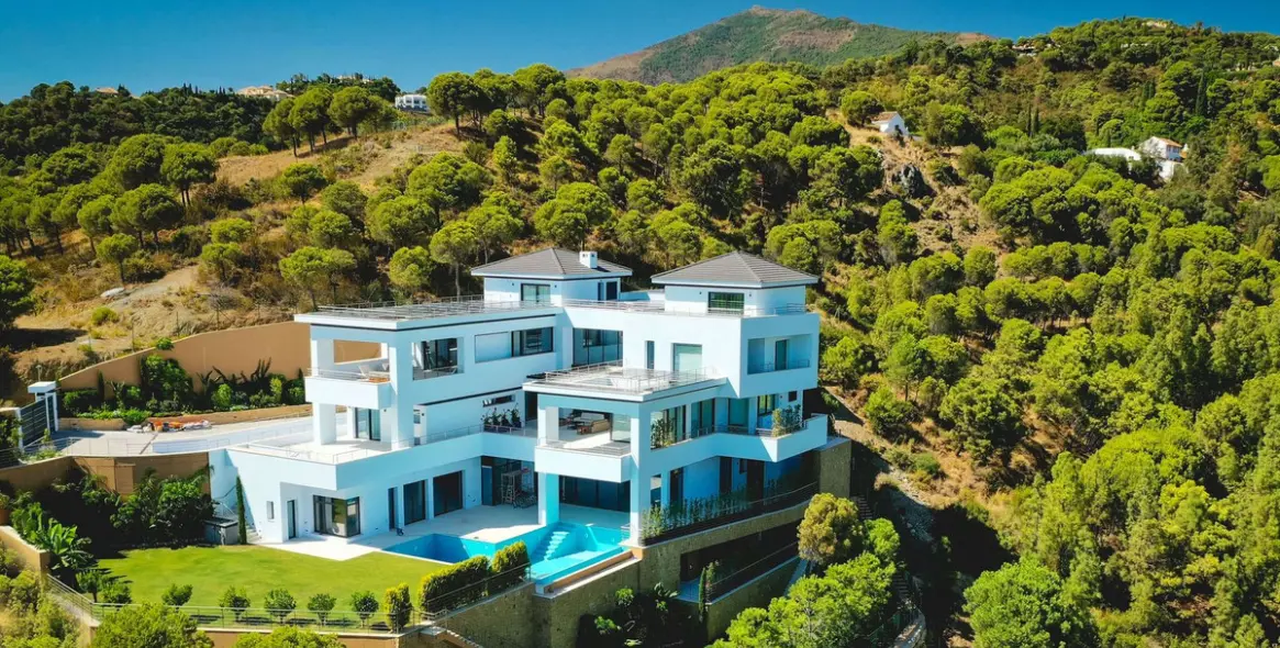 Venta de villa independiente en Benahavís (distrito Benahavís) 1