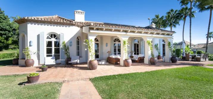 Detached villa R5144248 4