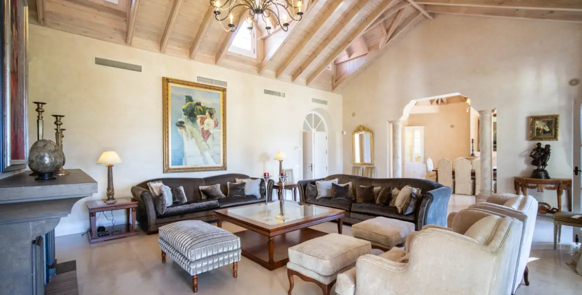 Sale of detached villa in Marbella (district The Golden Mile) 7