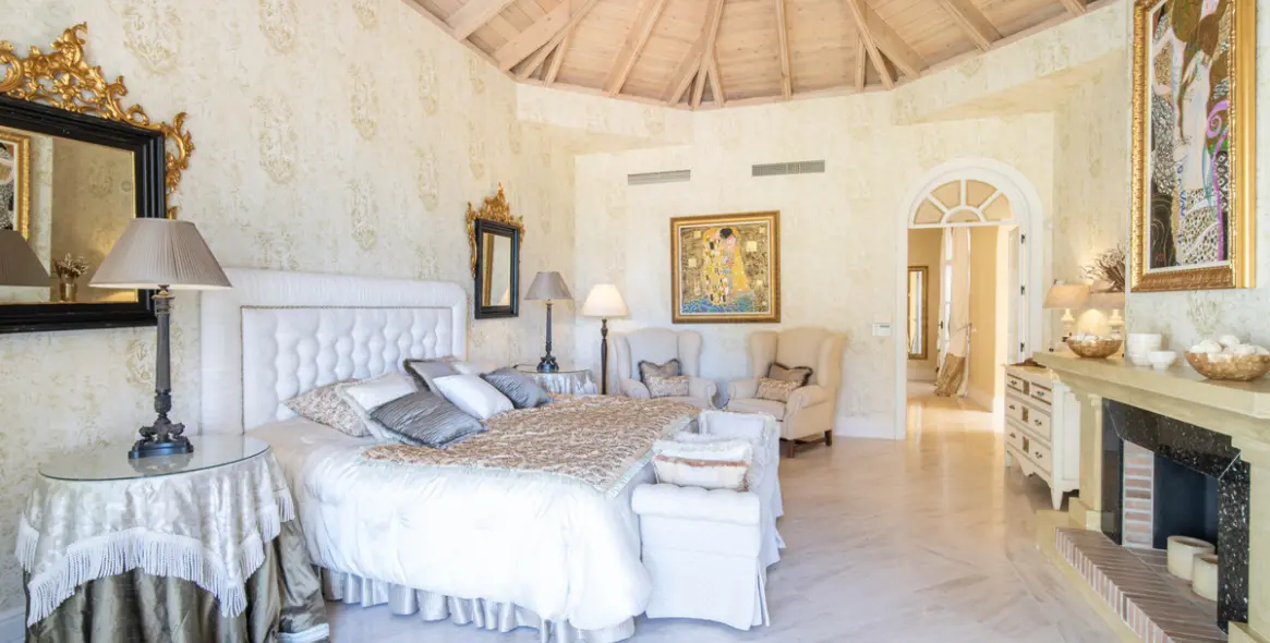 Venta de villa independiente en The Golden Mile 13