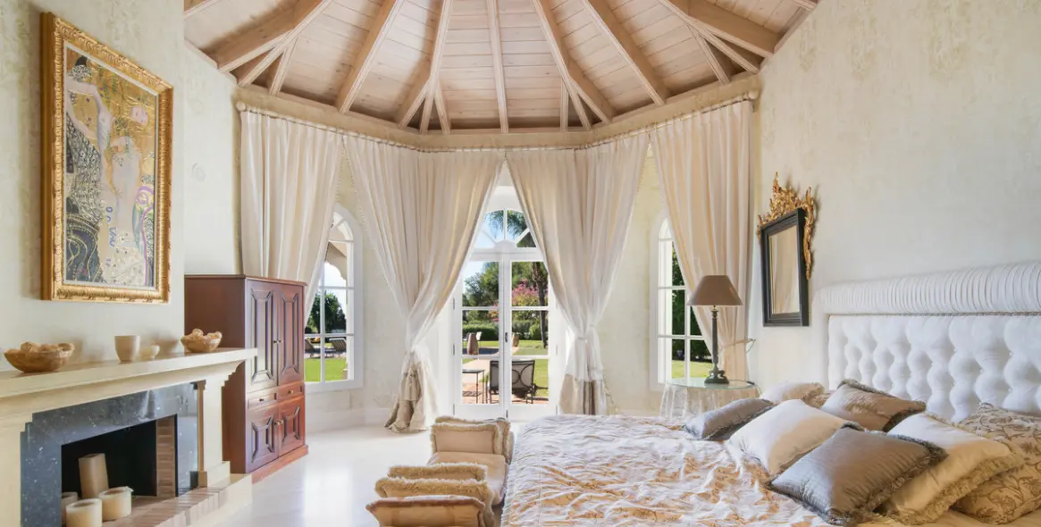 Продажа  отдельно стоящей виллы в The Golden Mile 12