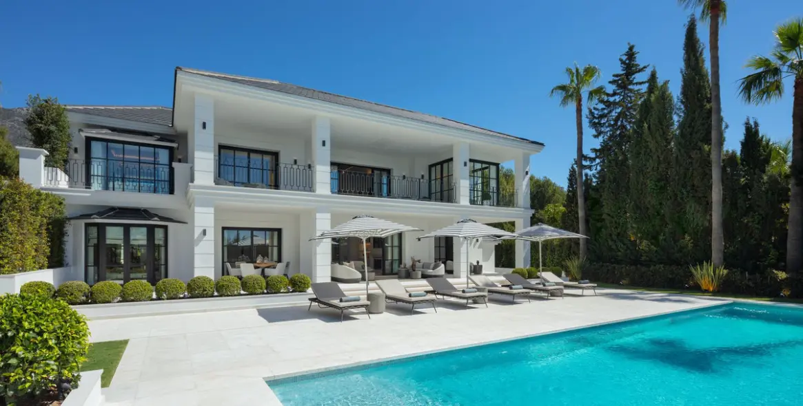 Venta de villa independiente en Marbella (distrito Sierra Blanca) 2