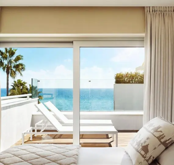 Detached villa R5065969