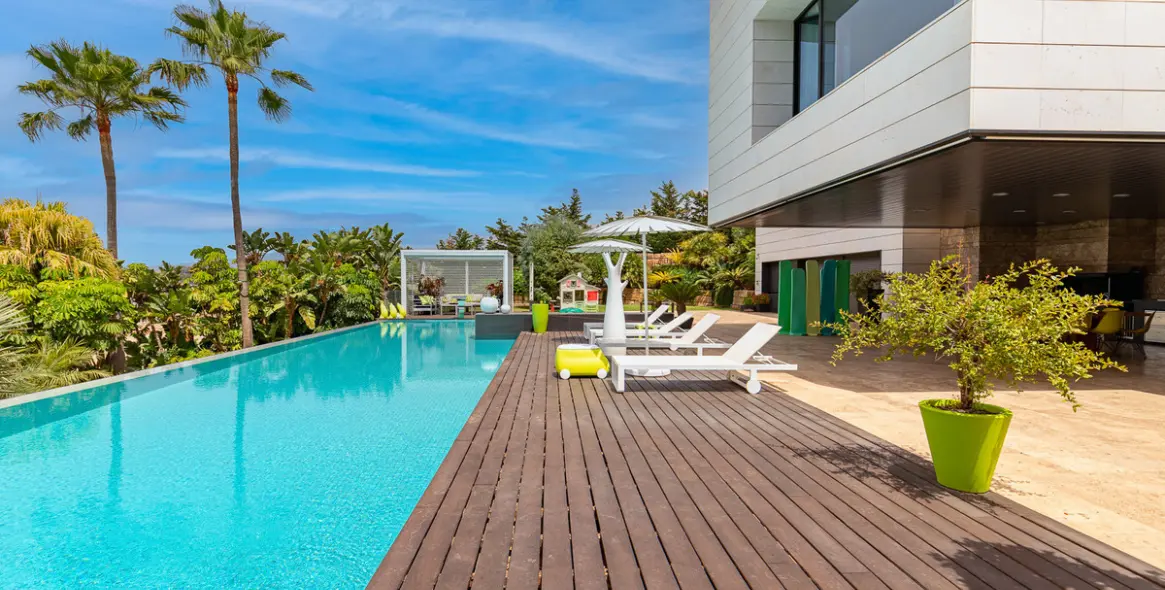 Продажа  отдельно стоящей виллы в Malaga (район Málaga Este) 5