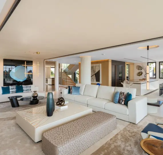 Detached villa R5210308