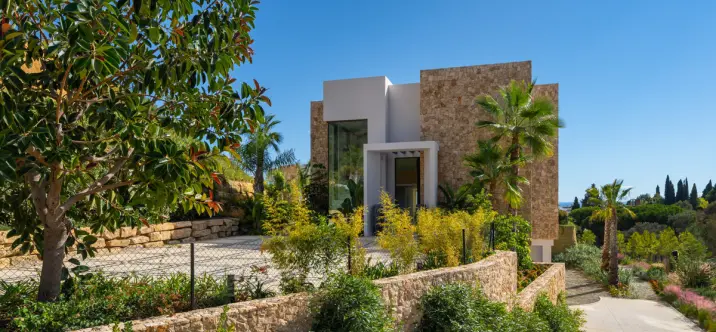 Detached villa R5212927 3